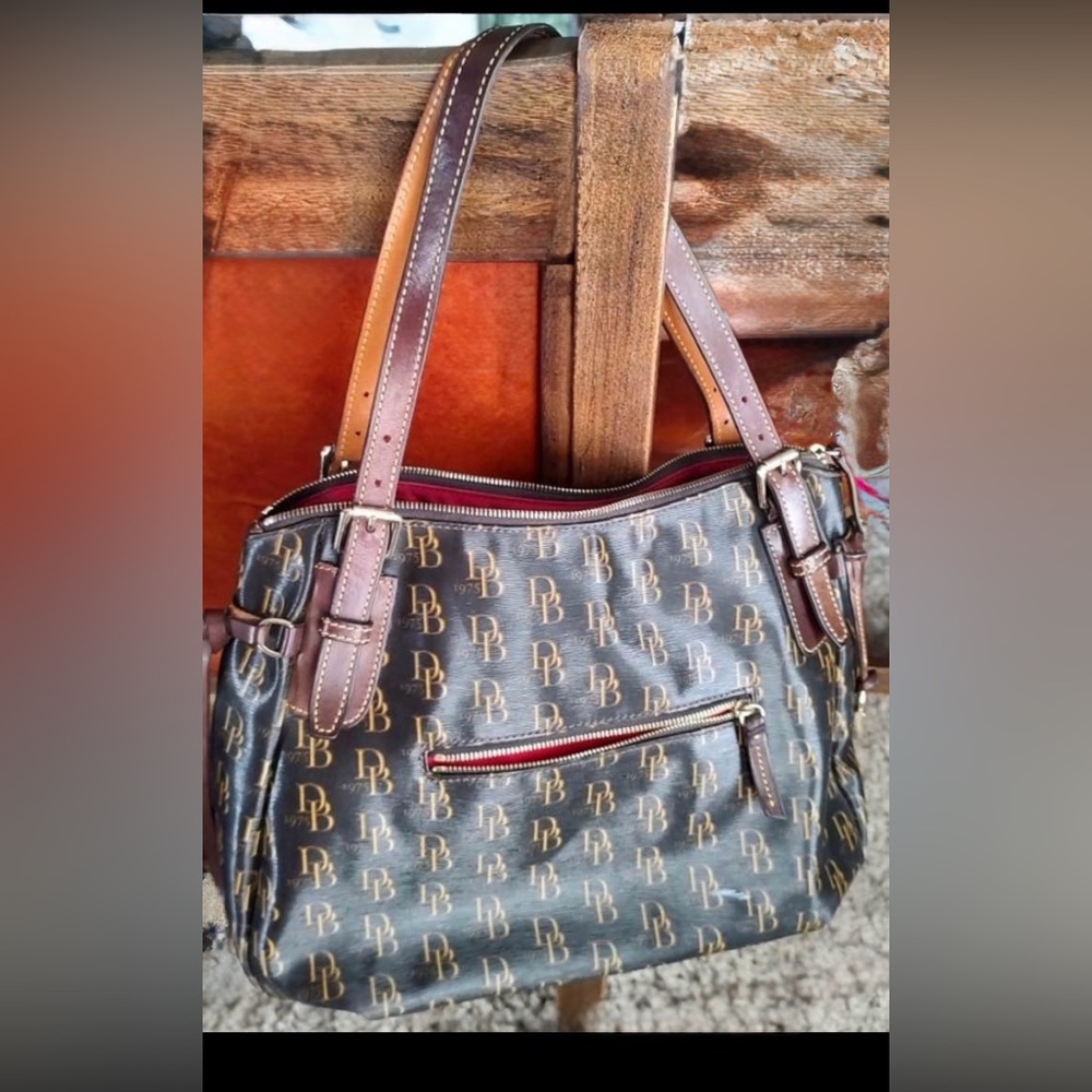 Dooney and Bourke Set 1975 Tmoro